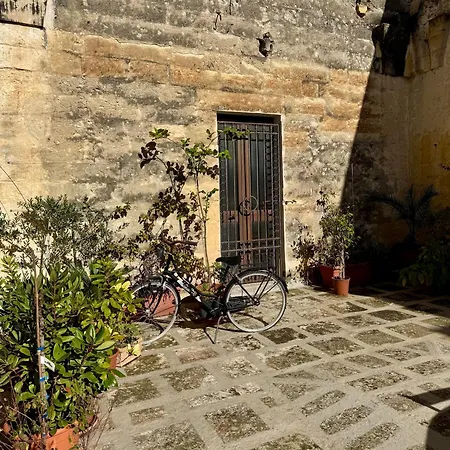 Apartment Al Vico In The Historic Center Of Lecce