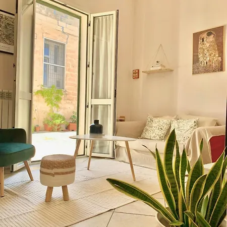 Al Vico In The Historic Center Of Apartment Lecce