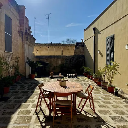 Al Vico In The Historic Center Of Apartment *