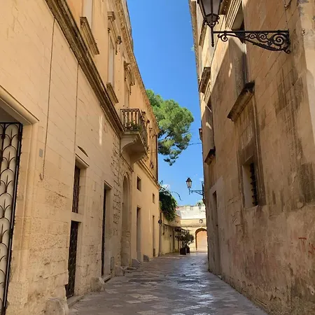 Al Vico In The Historic Center Of Lecce