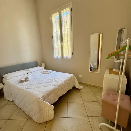 Al Vico In The Historic Center Of Appartamento *