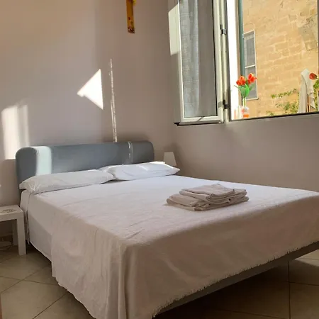 Al Vico In The Historic Center Of *